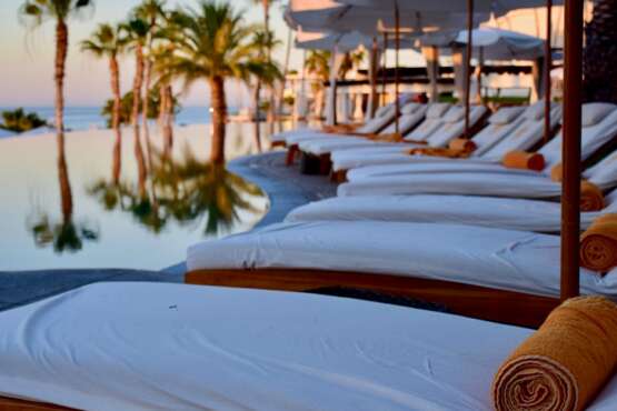 découvrez notre sélection de serviettes de plage colorées et confortables, parfaites pour profiter du soleil, du sable et de la mer. idéales pour vos journées à la plage ou à la piscine, elles combinent style et fonctionnalité.