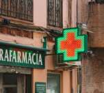 découvrez notre parapharmacie en ligne, un espace dédié à votre bien-être avec une sélection de produits de santé, de beauté et de soins. profitez de conseils d'experts et de promotions exclusives pour prendre soin de vous au quotidien.