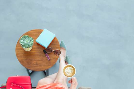 découvrez notre sélection d'accessoires de lecture conçus pour améliorer votre expérience de lecture. que vous cherchiez des lampes, des marque-pages ou des supports de livres, trouvez tout ce dont vous avez besoin pour savourer chaque page!